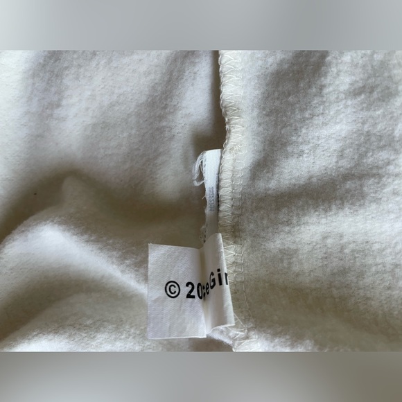 Hollister Spice Girls Design Women Crew Neck Sweater Ivory Size XS - Picture 7 of 7